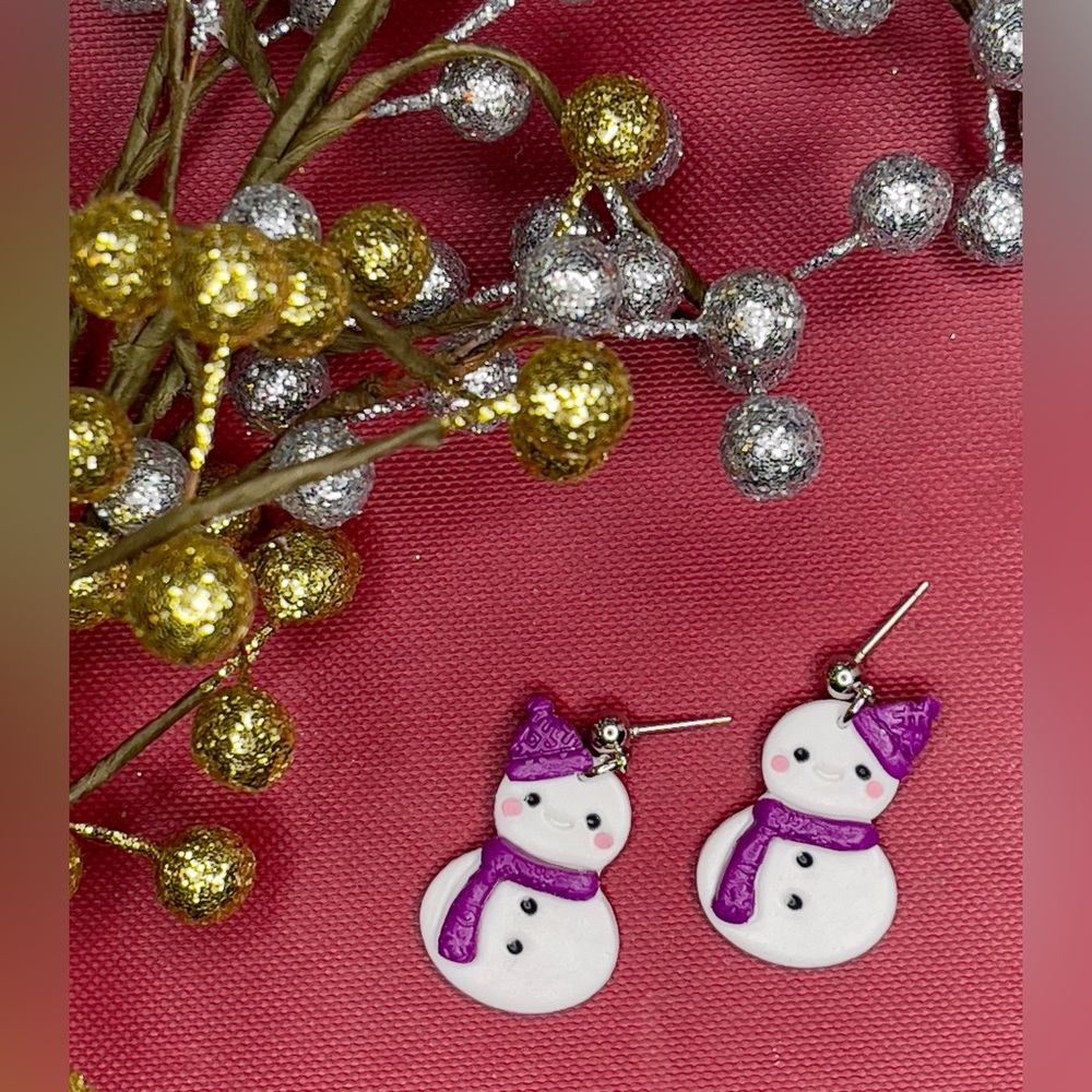 Fancy Snowman ⛄️ Earrings w/ Gift Box